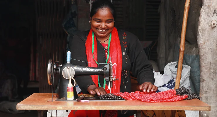 Tailoring herself a beautiful life