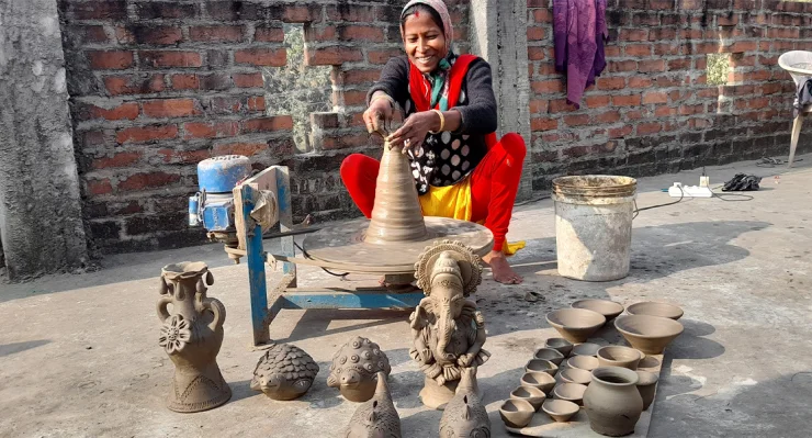 With hope and hard work, Poonam found the way!